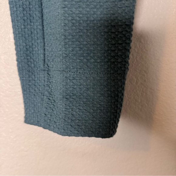 New All In Motion Textured Jogger Dark Teal Blur Kids Pants Large (10/12) - Picture 5 of 13